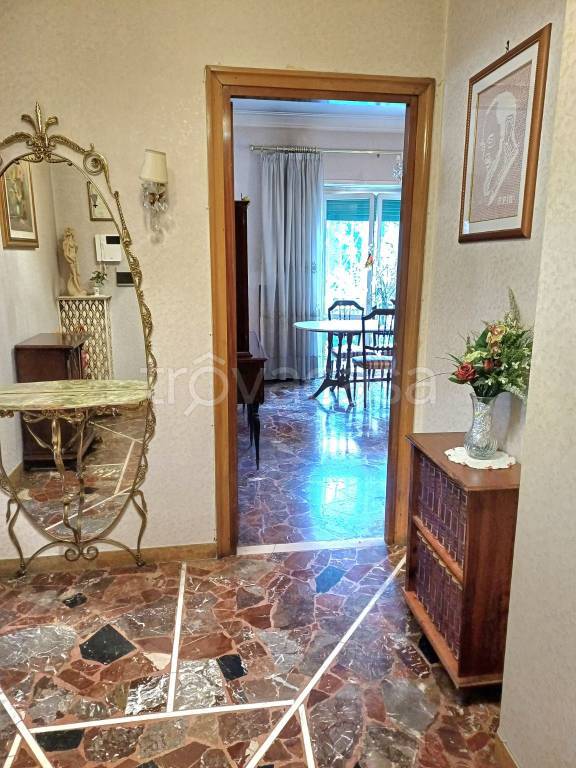 Appartamento in vendita a Roma via Portuense