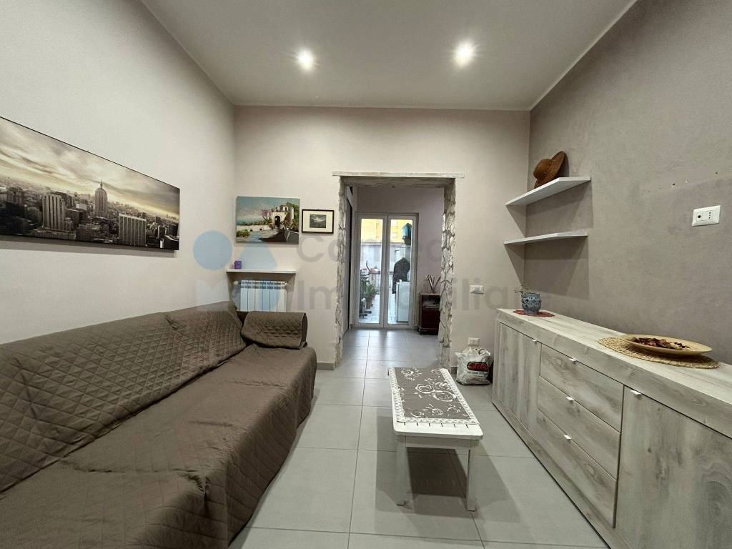 Appartamento in vendita a Napoli corso Chiaiano, 69