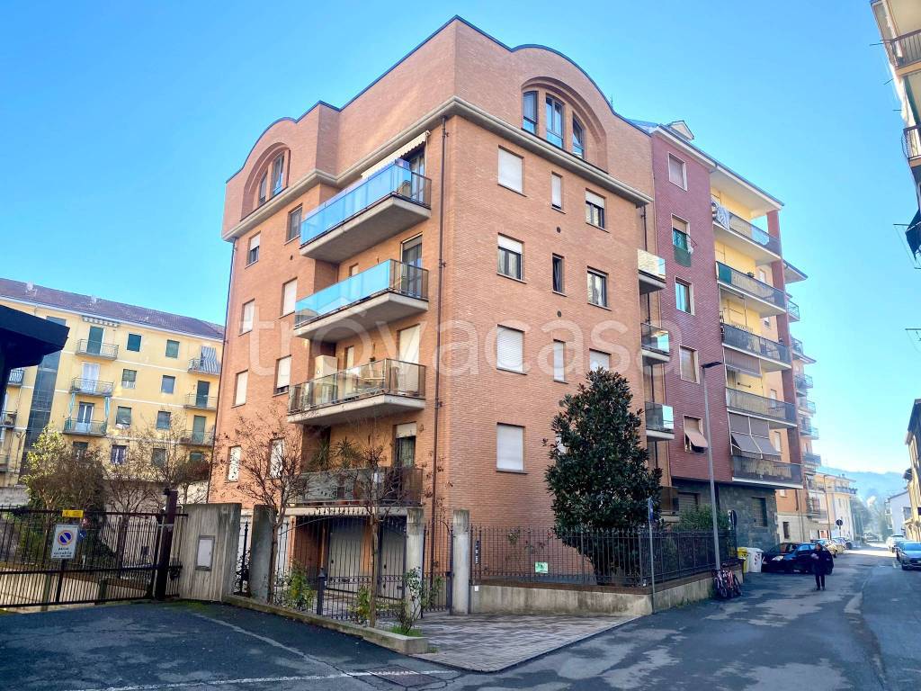 Appartamento in vendita ad Acqui Terme via Girolamo Savonarola