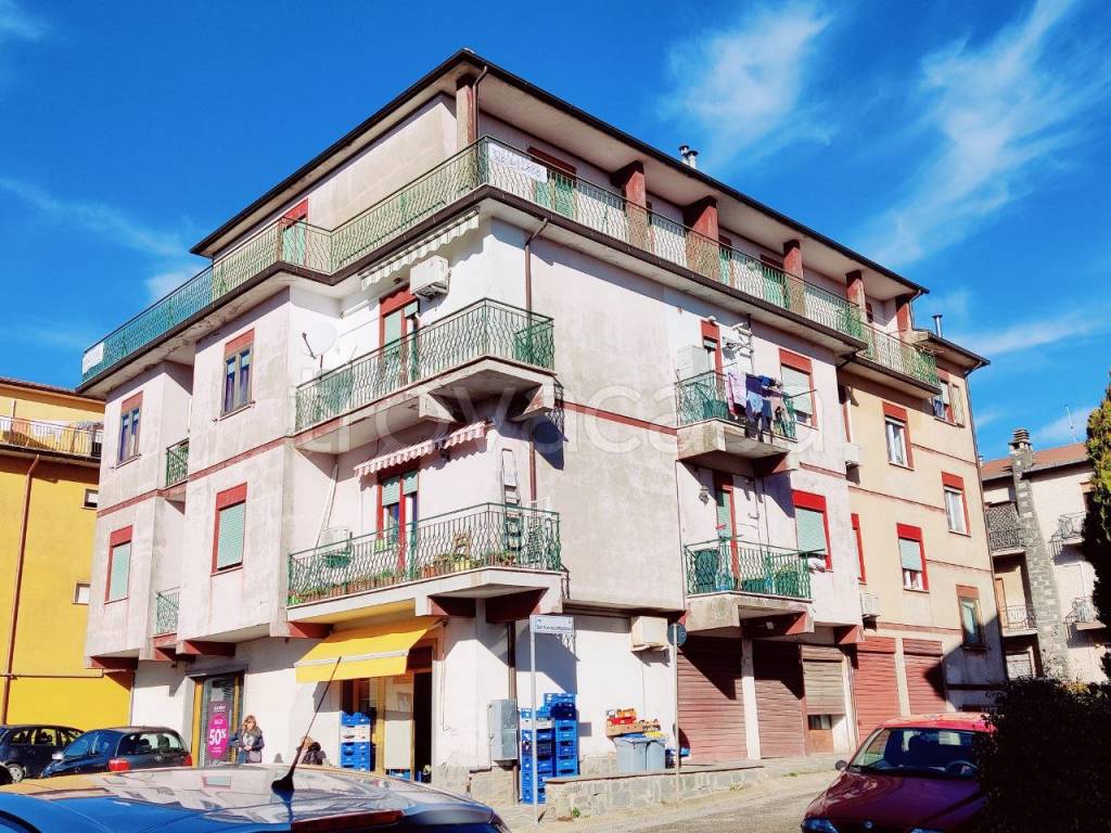 Appartamento in vendita a Bagnoregio via Ildebrando
