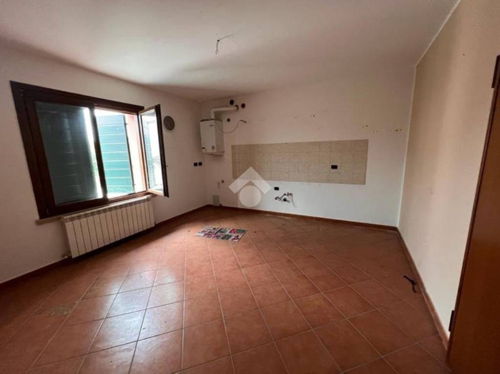 Appartamento in vendita a Mariana Mantovana piazza Caduti, 1