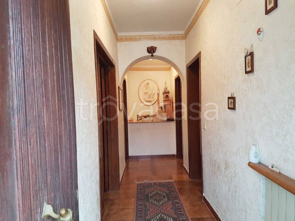 Villa in vendita a Castellafiume via Piane Sante, 6