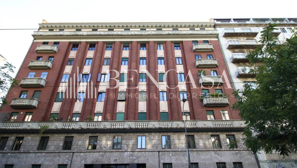 Appartamento in vendita a Milano viale Regina Giovanna, 32