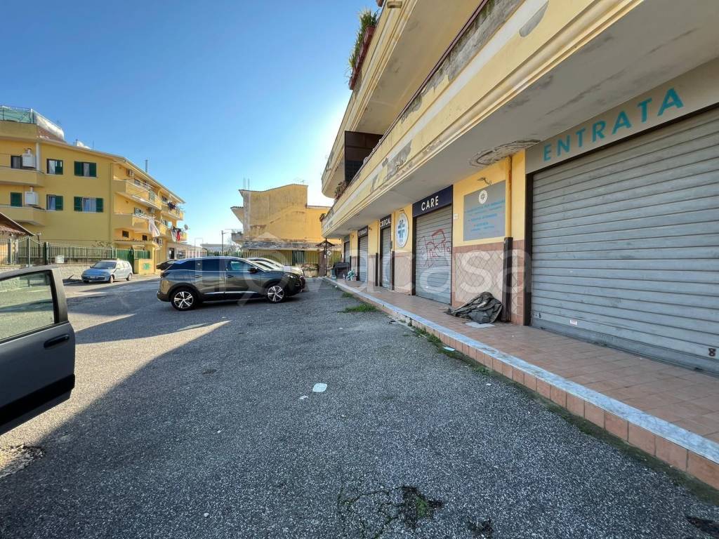 Negozio in affitto a Giugliano in Campania via San Nullo