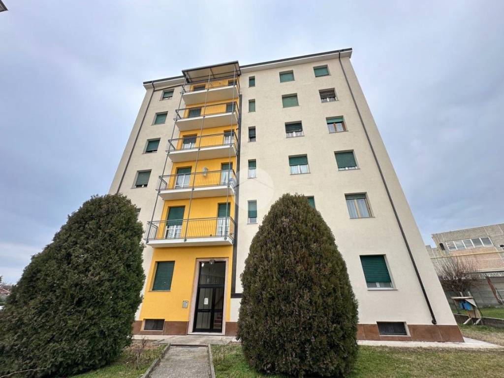 Appartamento in vendita a Gessate via Lecco