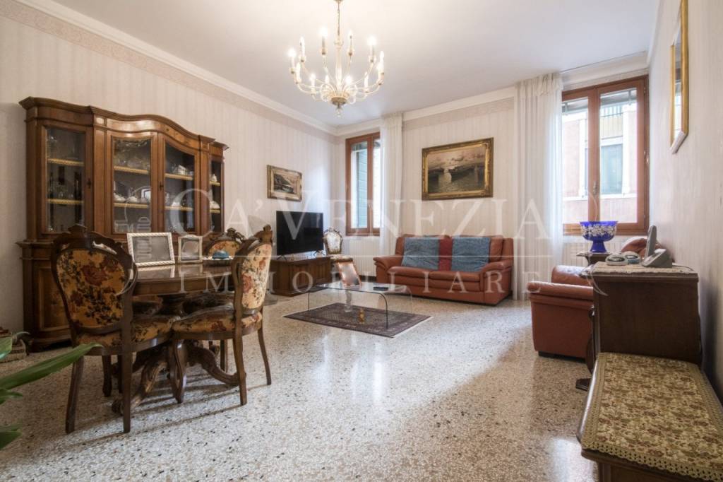 Appartamento in vendita a Venezia barbaria De le Tole