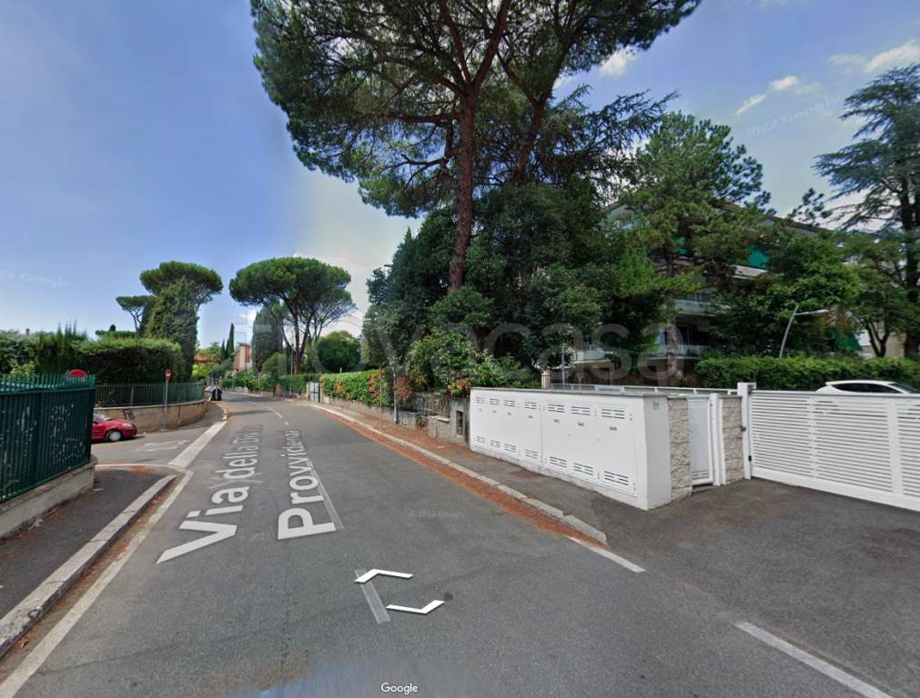 Appartamento in affitto a Roma via della Divina Provvidenza