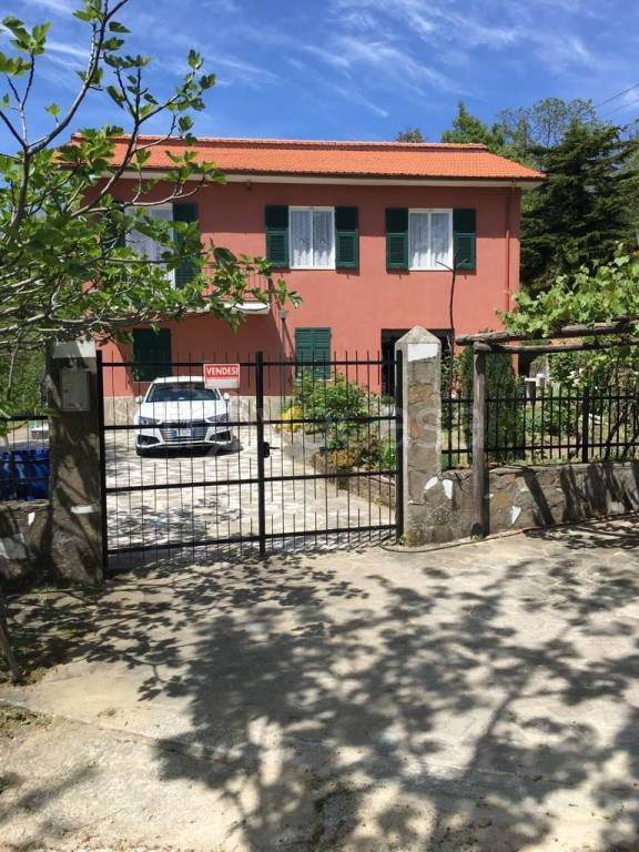 Villa Bifamiliare in vendita a Varese Ligure località Cascine Buto, 20