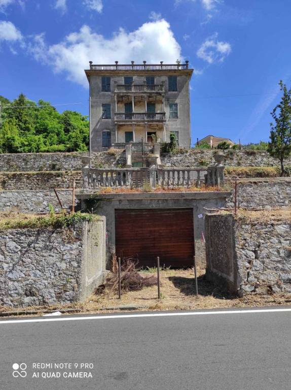 Rustico in vendita a Castiglione Chiavarese via Antonio Canzio, 75