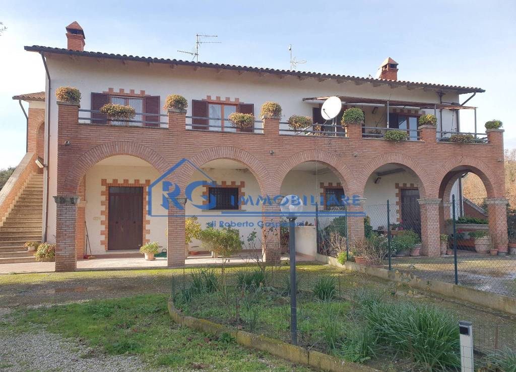 Villa Bifamiliare in vendita a Castiglione in Teverina strada Provinciale Teverina