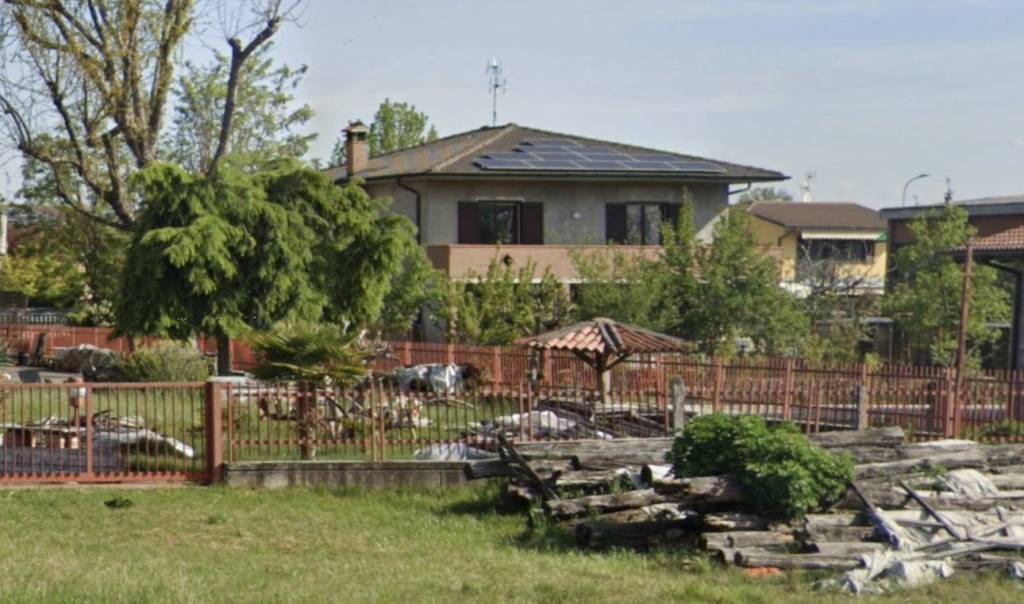 Villa in vendita a Dovera via Umberto I, 13