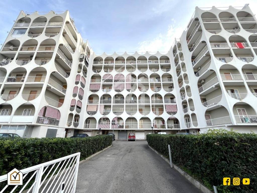 Appartamento in vendita a Bari corso Umberto I