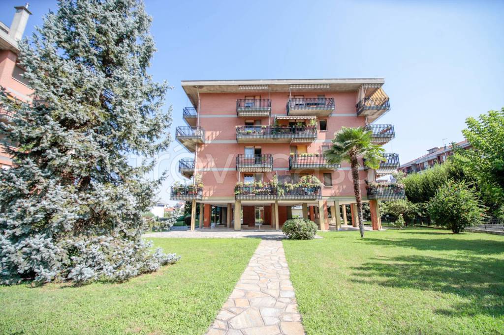 Appartamento in vendita a San Mauro Torinese via Trento, 12