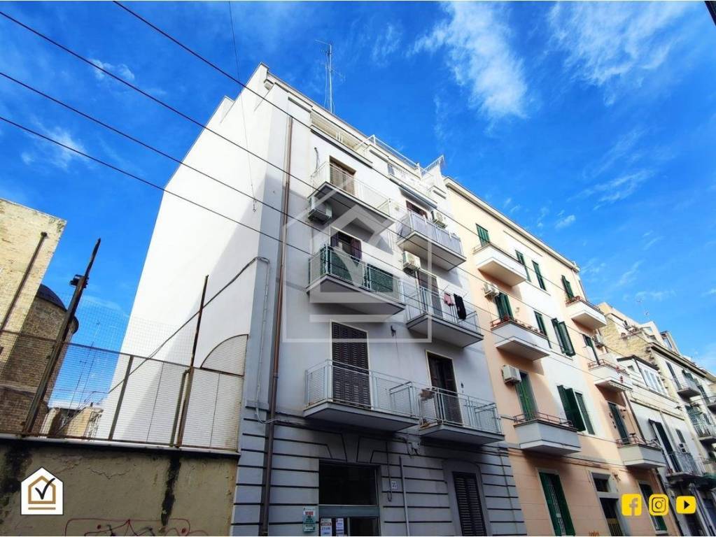 Appartamento in vendita a Bari via Maria Cristina di Savoia