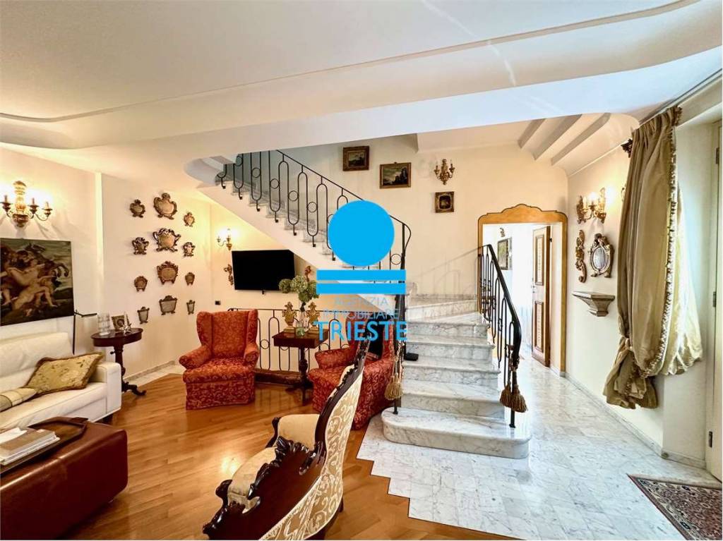 Villa Bifamiliare in vendita a Pesaro viale repubblica