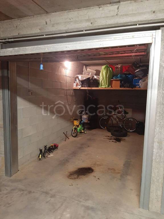 Garage in vendita a Moncalieri strada Genova, 74