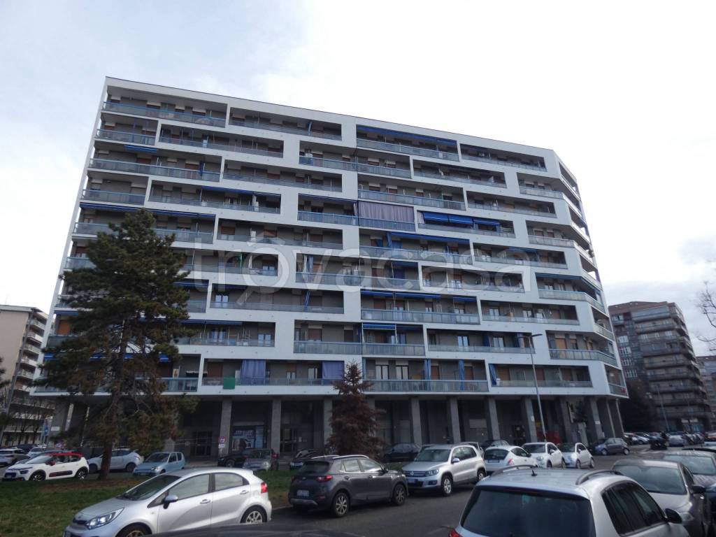 Appartamento in vendita a Torino via Terni, 48