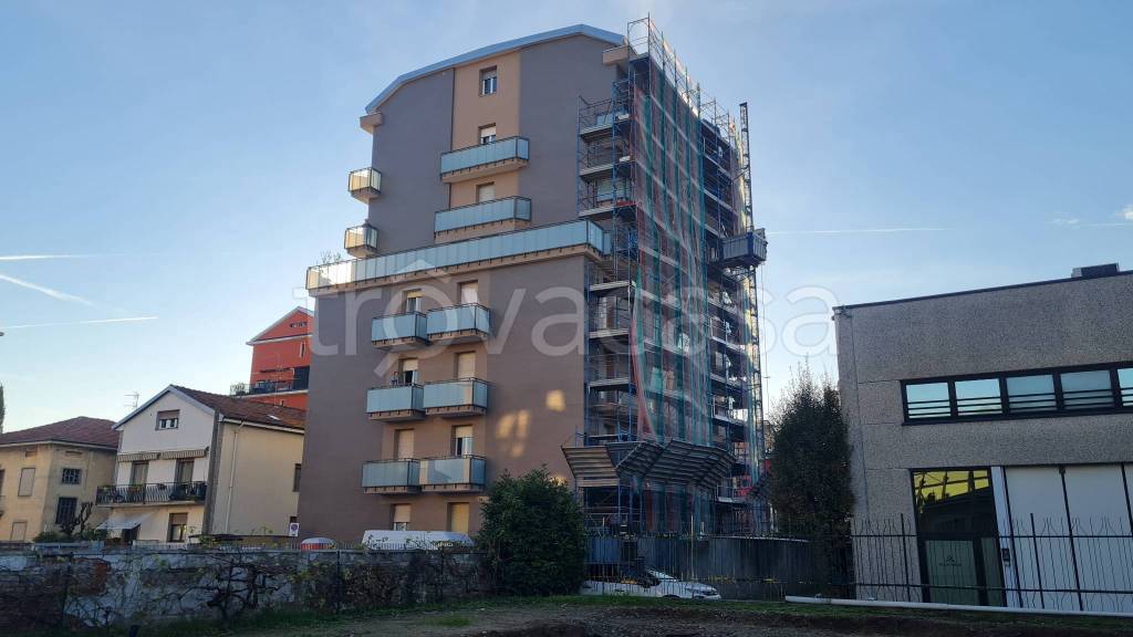 Appartamento in vendita a Bresso via Vittorio Alfieri, 13