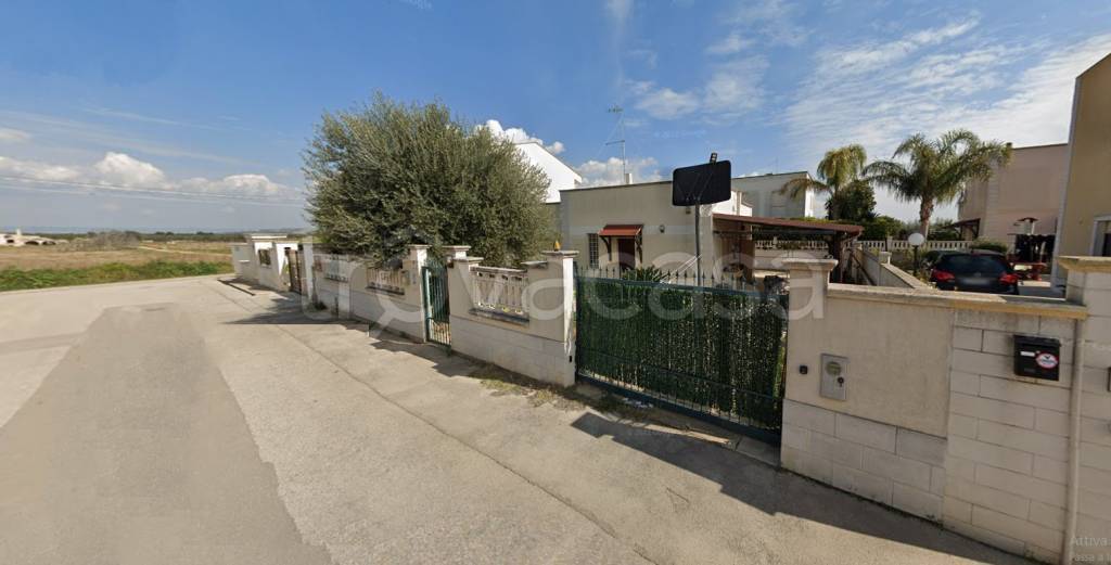 Villa in vendita a Pulsano via nicola calipari