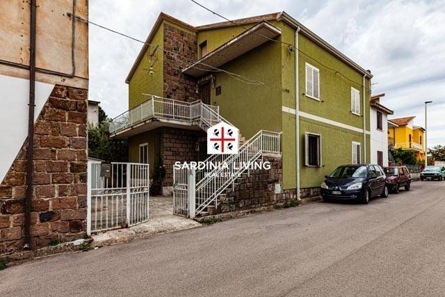 Villa in vendita a Oschiri via Ugo Foscolo, 3