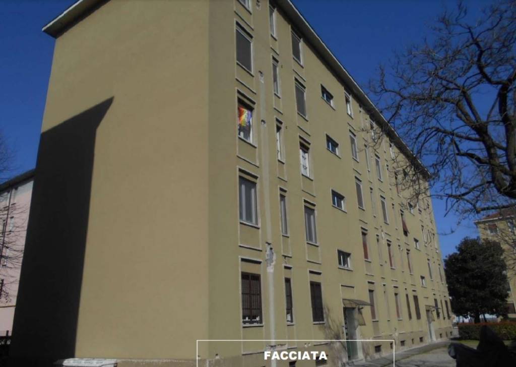 Appartamento all'asta a Milano via Medeghino, 24