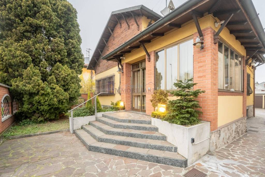 Villa Bifamiliare in vendita a San Giuliano Milanese via Roma, 67