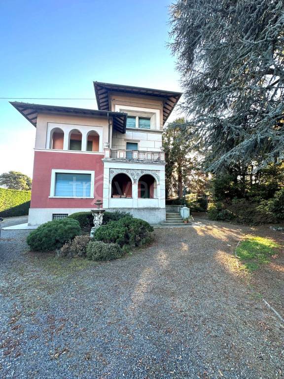 Villa in vendita a Biella via Milano, 70