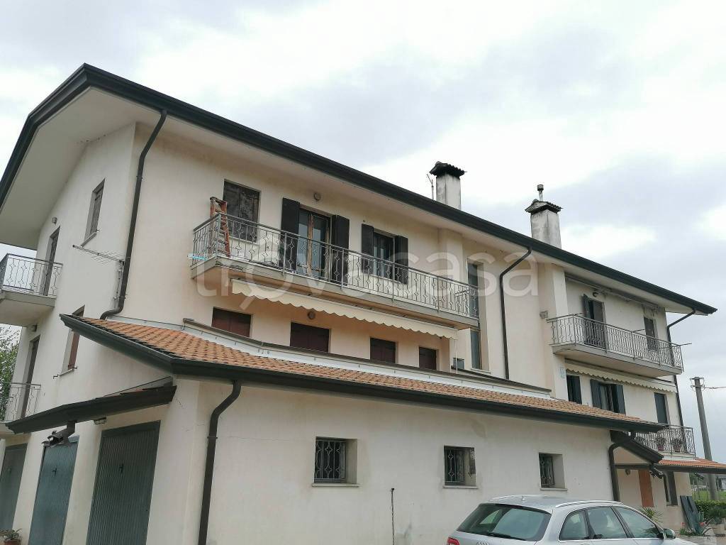 Appartamento in vendita a Jesolo via Massaua, 27