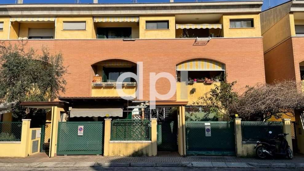Villa a Schiera in vendita a Rimini via Don Natale Villa, 29