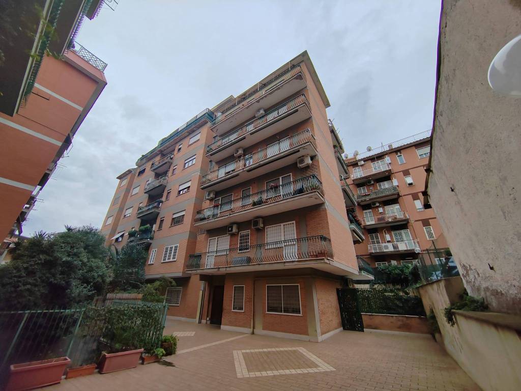 Appartamento in affitto a Ciampino via San Francesco d'Assisi