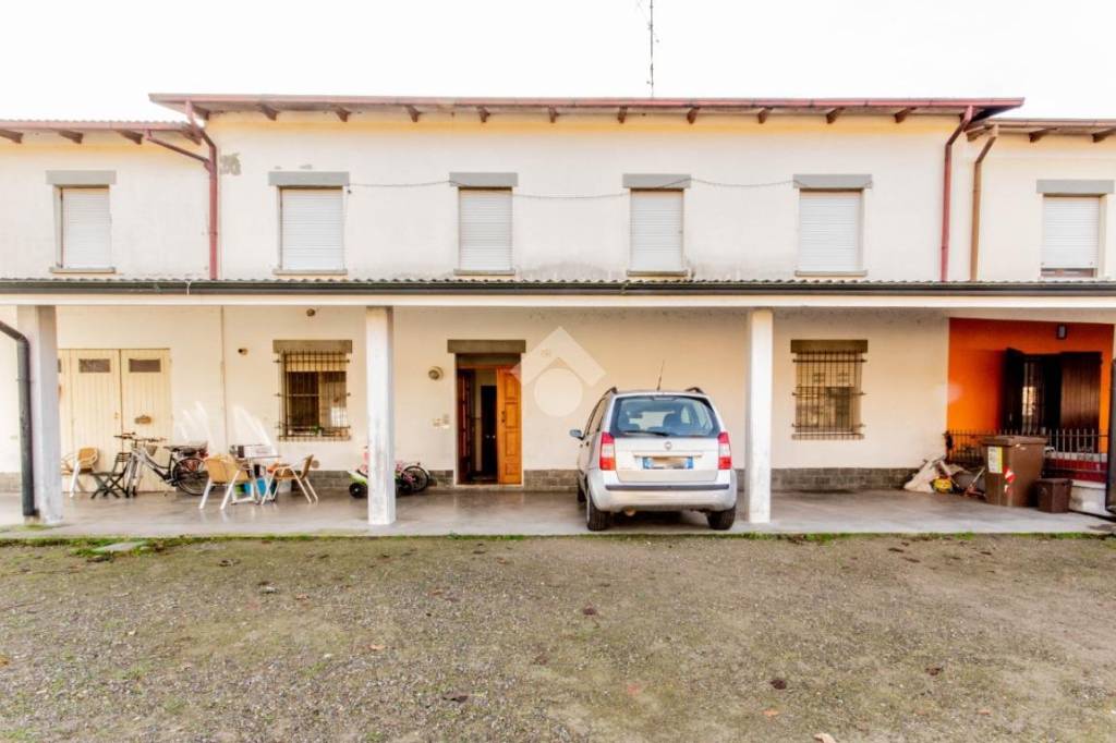 Villa Bifamiliare in vendita a Correggio via Dinazzano, 14