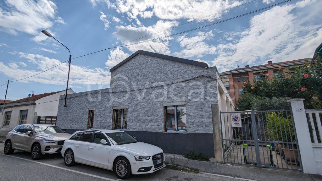 Villa in vendita a Grugliasco via Macedonia, 22