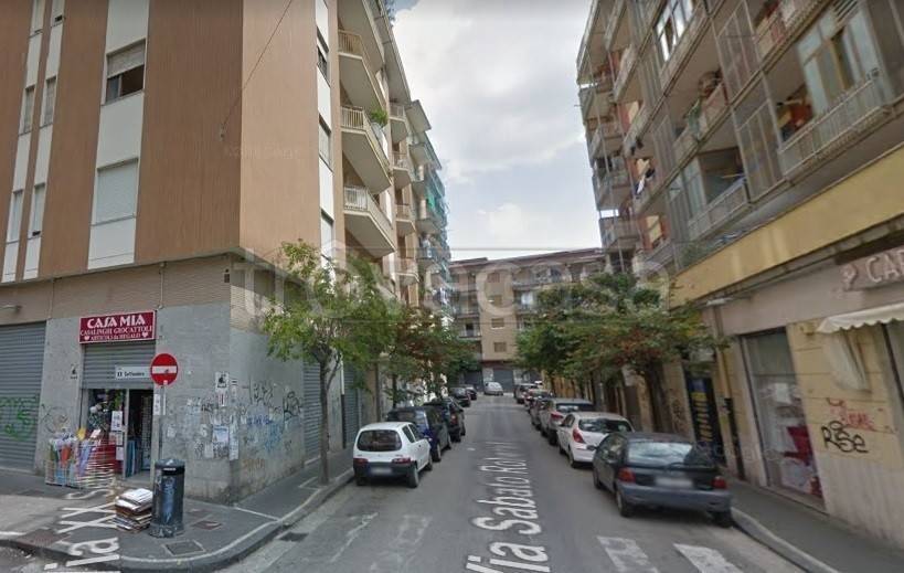 Negozio in vendita a Salerno via Sabato Robertelli, 56C