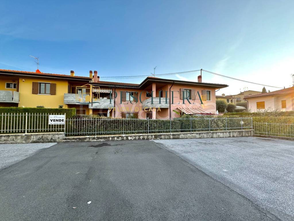 Appartamento in vendita a Pastrengo via Trento, 10