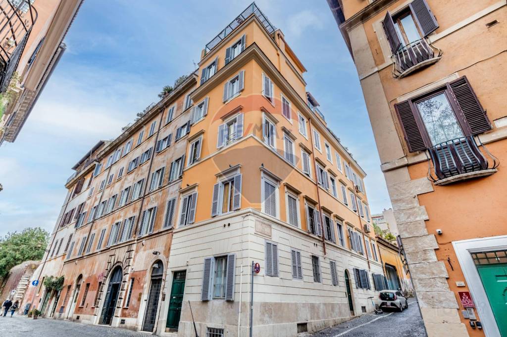 Appartamento in vendita a Roma vicolo Del Polverone, 1