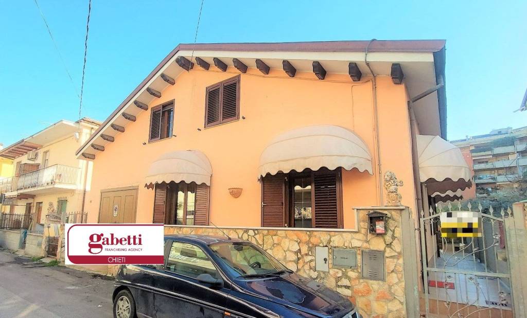 Villa in vendita a Montesilvano via Silvio Spaventa, 23