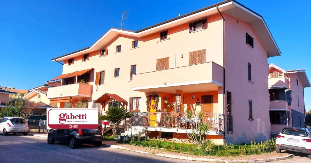 Appartamento in vendita a Cepagatti via da Denominare n. 6, 1