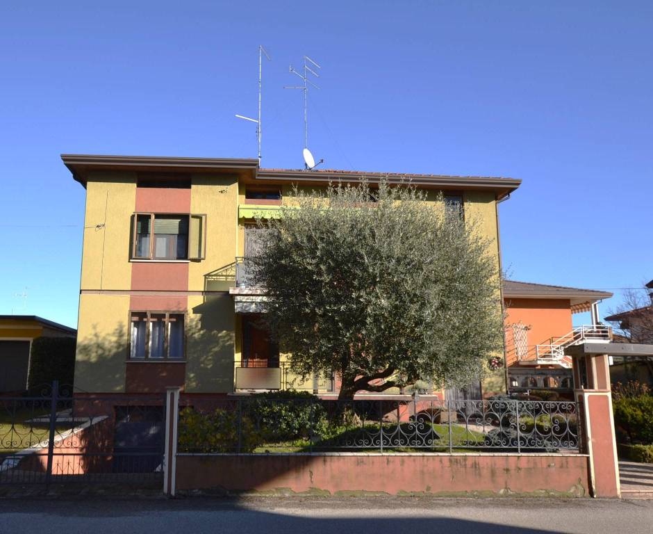Appartamento in vendita a Cordenons via Dante Alighieri, 30