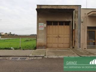 Garage in affitto a mesagne viale indipendenza