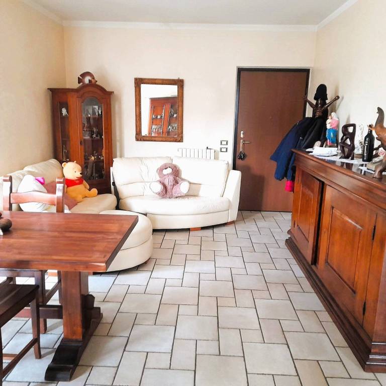 Appartamento in vendita a Caselle Lurani via dei Livelli, 14