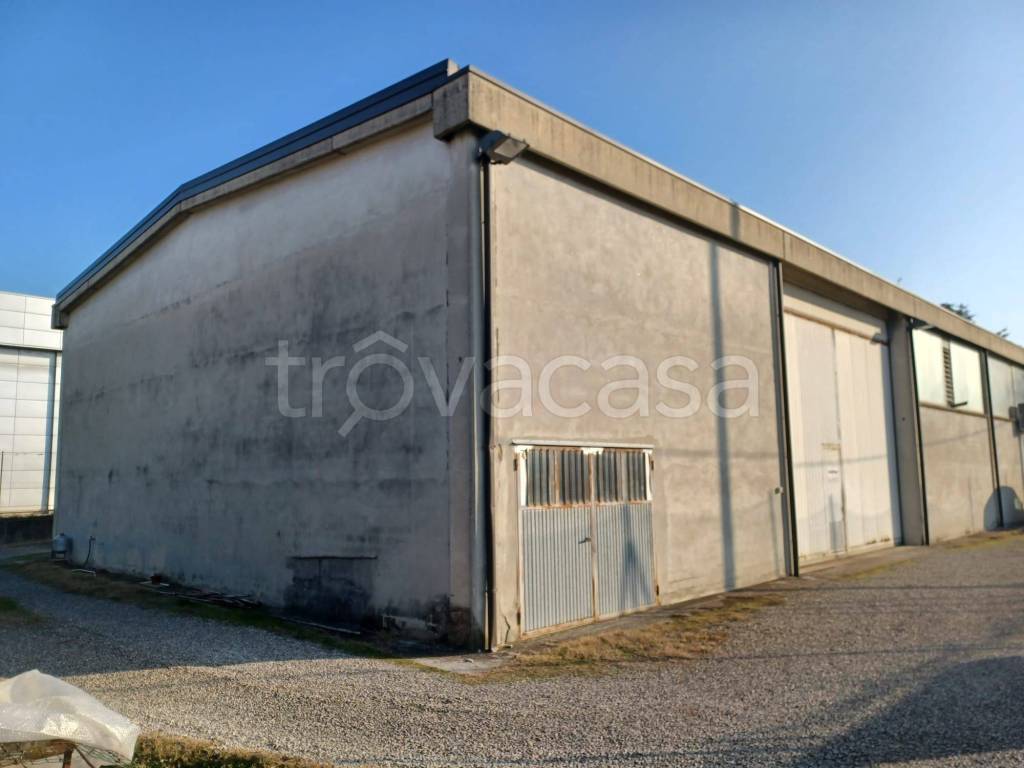 Capannone Industriale in in affitto da privato a Sant'Ilario d'Enza via 25 Luglio, 4