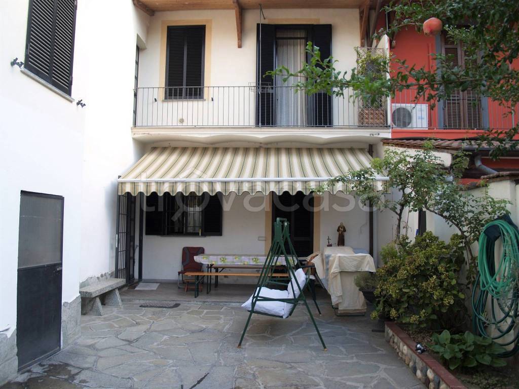 Villa in vendita a Trino via Trento, 12