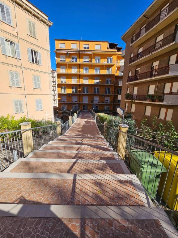 Appartamento in in vendita da privato a Chieti viale Giovanni Amendola, 81
