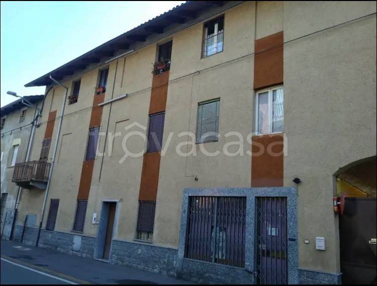 Appartamento in in vendita da privato a Ciriè via Antonio Rosmini, 25