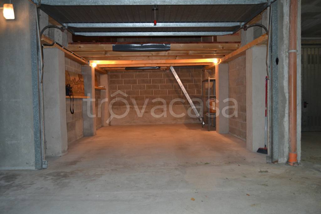 Garage in vendita a Biella via Gorei, 3