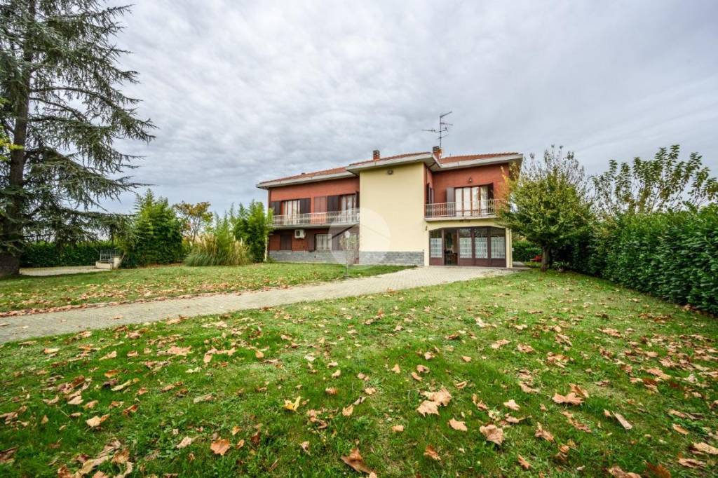 Villa in vendita a Zola Predosa via Madonna Dei Prati, 83