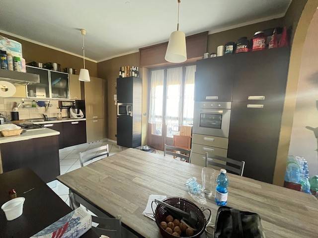 Appartamento in vendita a Biella via Pettinengo, 32