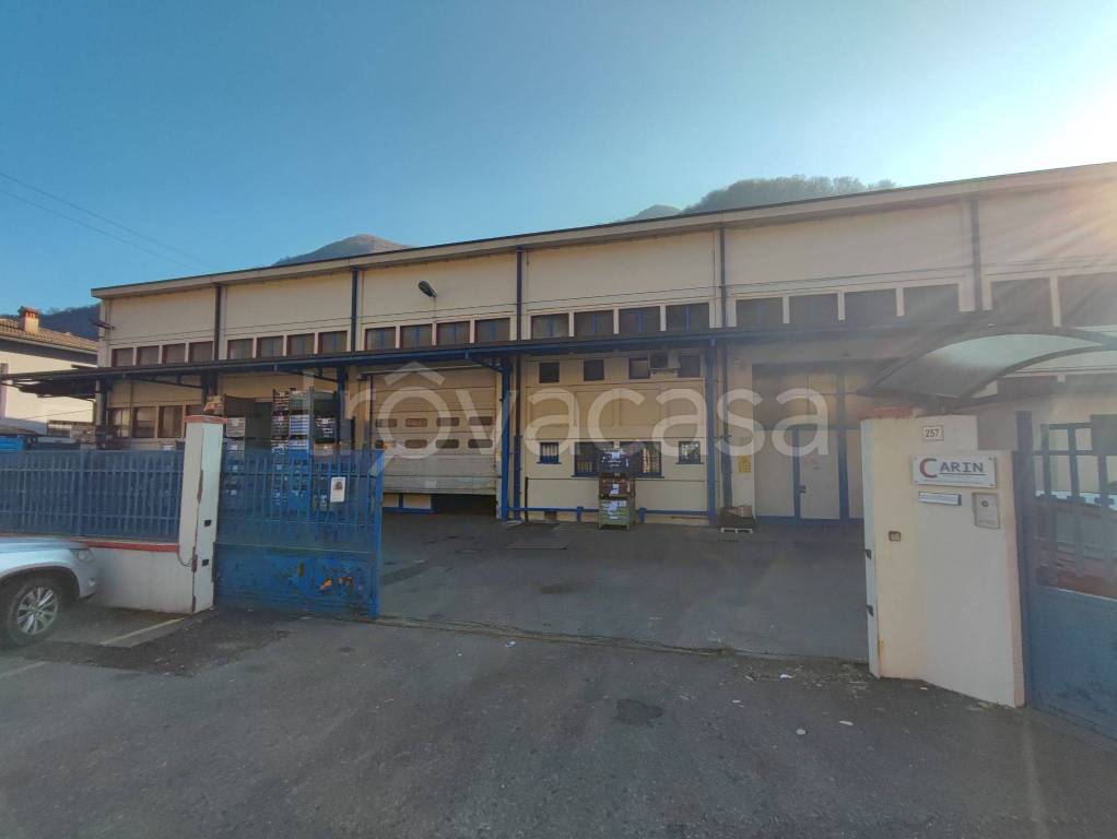 Capannone Industriale in in vendita da privato a Sarezzo via Seradello, 257