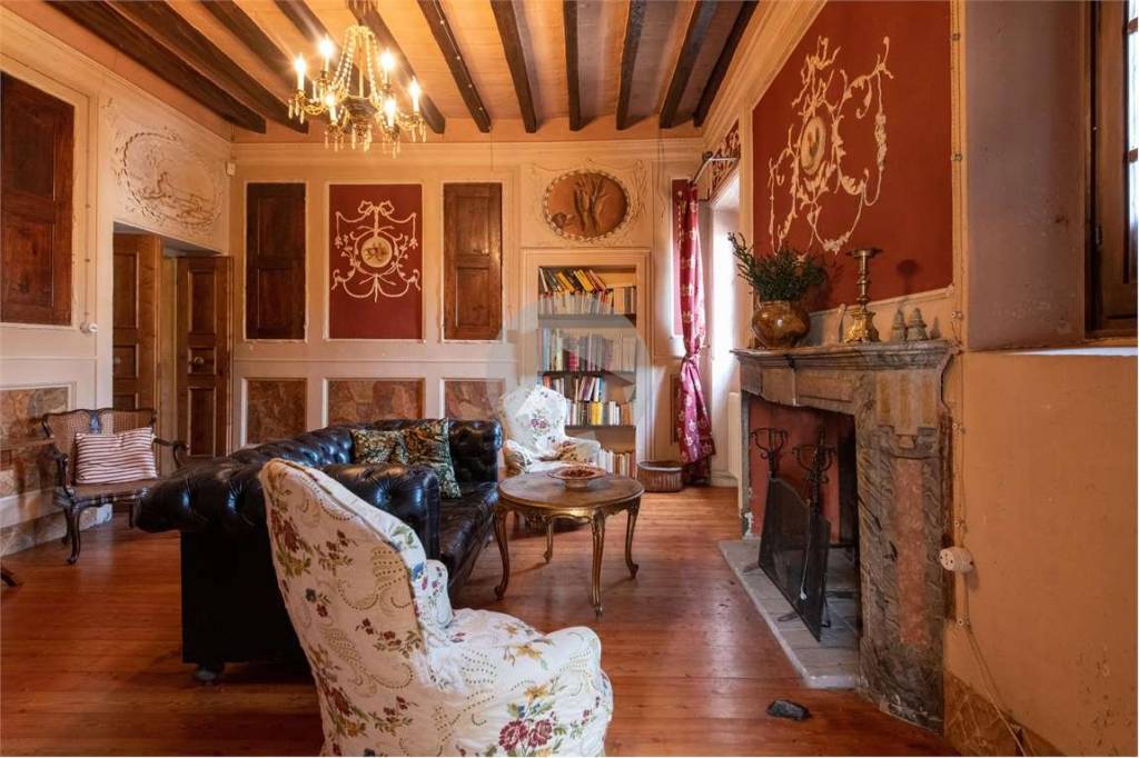 Villa in vendita a Viano via Ca' dei Vezzosi, 4