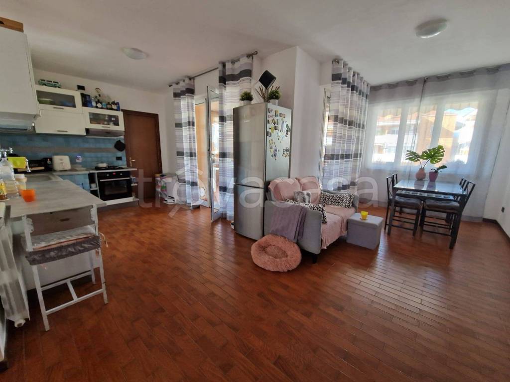 Appartamento in vendita ad Albenga viale 8 Marzo, 32